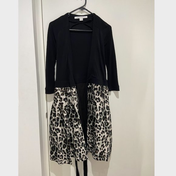 DVF Black and Leopard Print Wrap Dress Size 0 - Picture 3 of 8